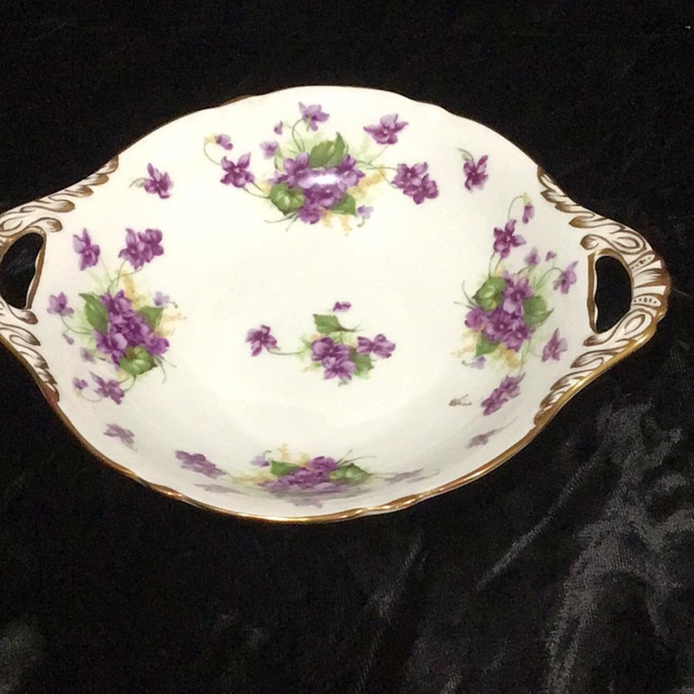 Vintage Royal Chelsea bowl